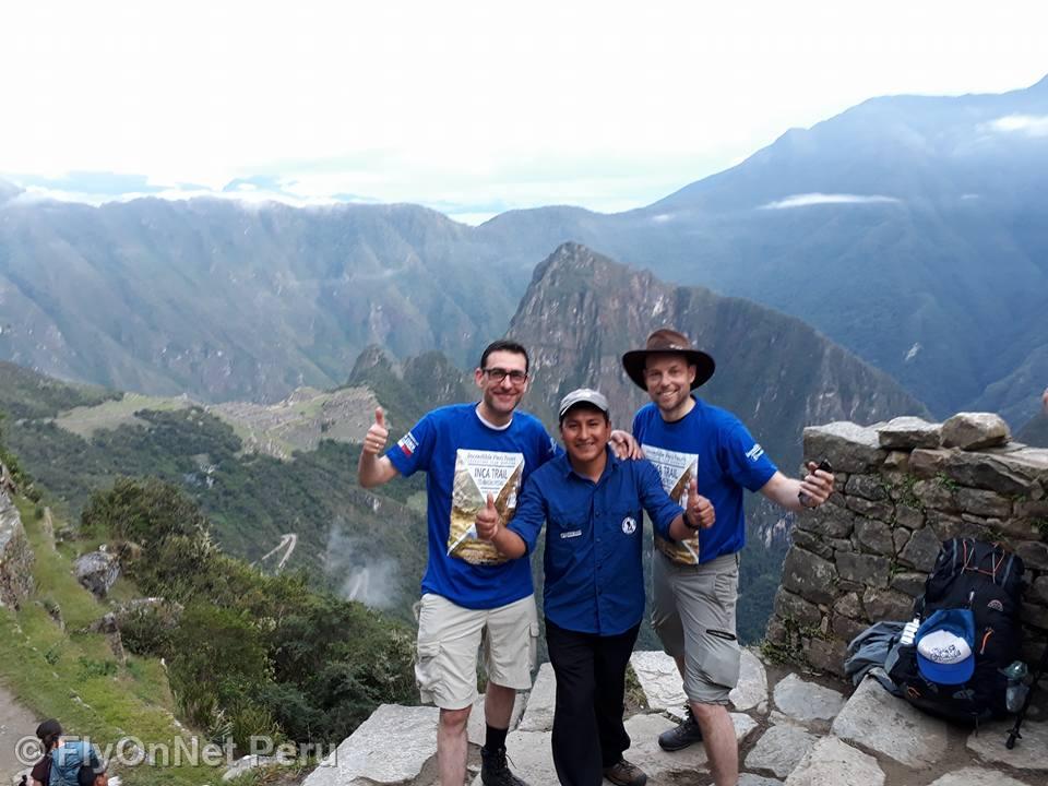 Album photos: Arrivée du groupe de randonneurs au Machu Picchu